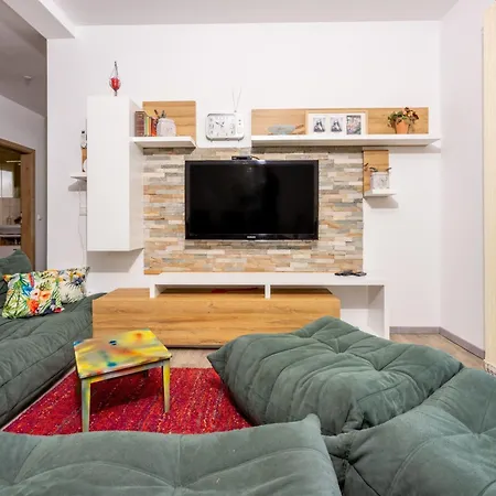 בית נופש Monte By Interhome בריביר