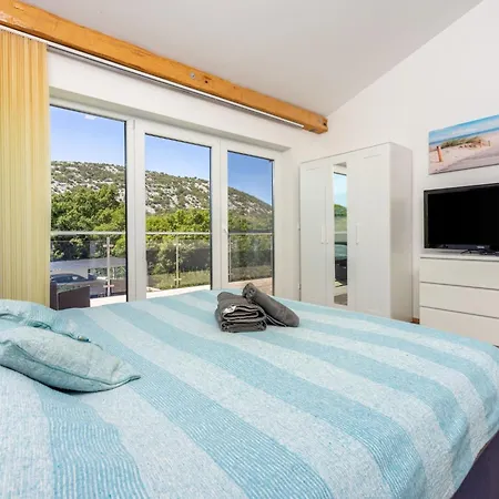 בית נופש Monte By Interhome בריביר