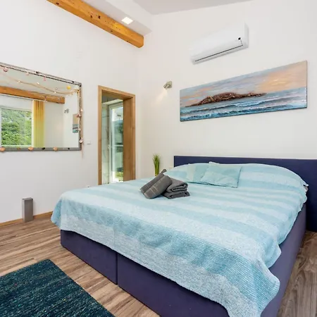 Monte By Interhome